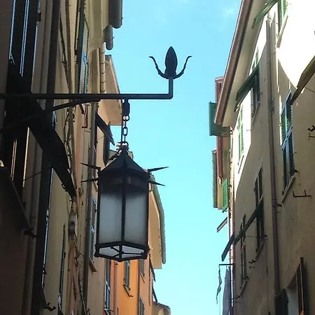 La Lanterna Guest house