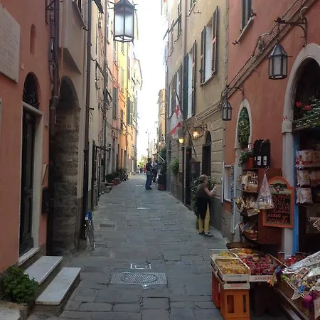 La Lanterna *