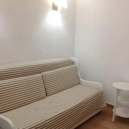 La Lanterna Guest house *