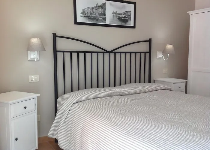 アフィッタカムレ ラ ランターナ ポルトヴェーネレ